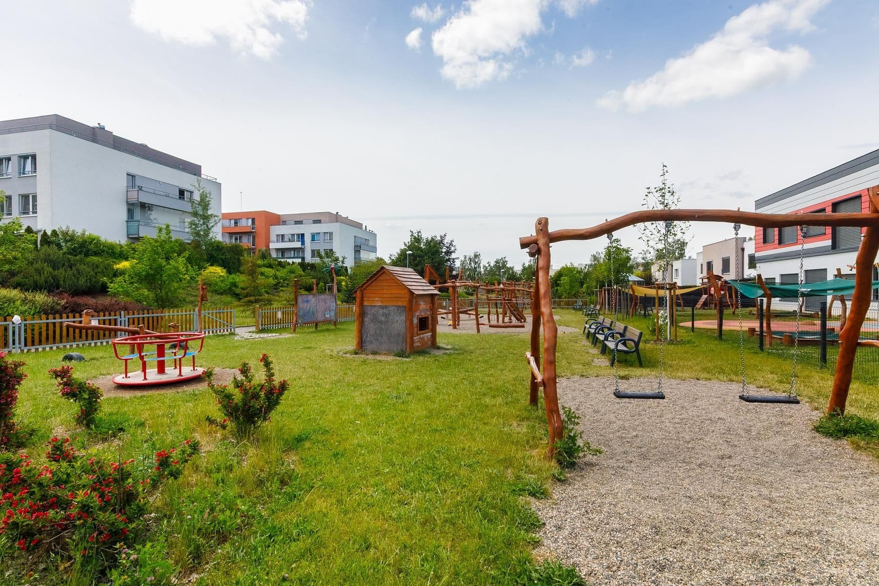 Prodej bytu 2+kk 65 m², Hlučkova, Praha, Praha Prodej bytu 2+kk 65 m², Hlučkova, Praha, Praha