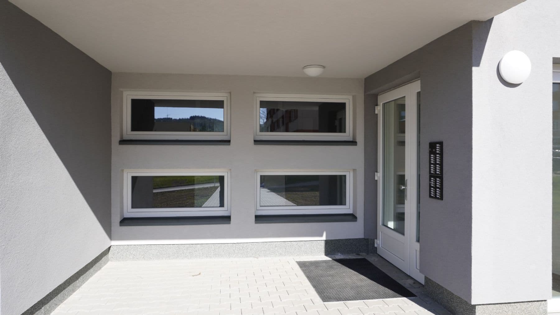 Pronájem bytu 2+kk 45 m², Zborovská, Jince, Středočeský kraj Pronájem bytu 2+kk 45 m², Zborovská, Jince, Středočeský kraj