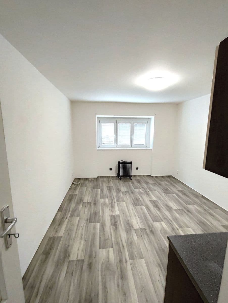 Pronájem bytu 1+1 39 m², Malátova, Brno, Jihomoravský kraj Pronájem bytu 1+1 39 m², Malátova, Brno, Jihomoravský kraj