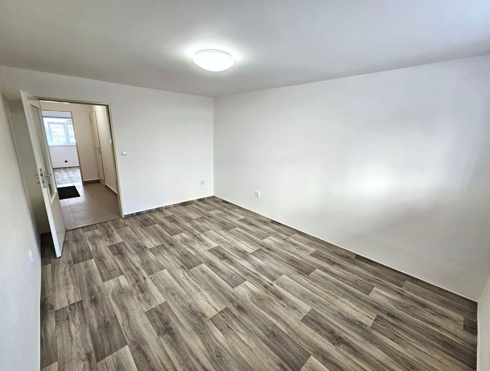 Pronájem bytu 1+1 39 m², Malátova, Brno, Jihomoravský kraj Pronájem bytu 1+1 39 m², Malátova, Brno, Jihomoravský kraj