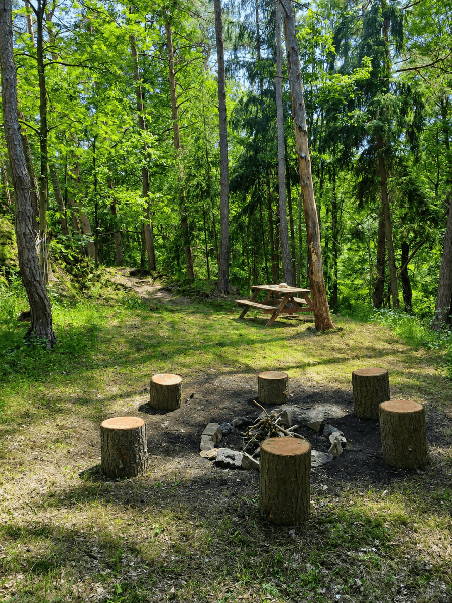 Prodej chaty, chalupy 50 m², pozemek 4.459 m², Malá Hraštice, Středočeský kraj Prodej chaty, chalupy 50 m², pozemek 4.459 m², Malá Hraštice, Středočeský kraj