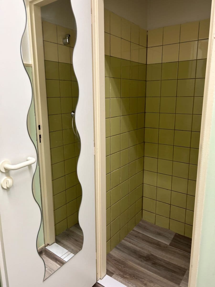 Pronájem nebytového prostoru 16 m², Revoluční, Sázava, Středočeský kraj Pronájem nebytového prostoru 16 m², Revoluční, Sázava, Středočeský kraj