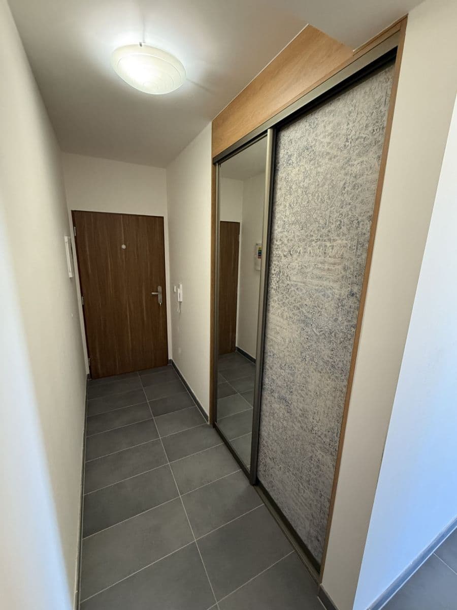 Pronájem bytu 2+kk 54 m², Lubenská, Rakovník, Středočeský kraj Pronájem bytu 2+kk 54 m², Lubenská, Rakovník, Středočeský kraj