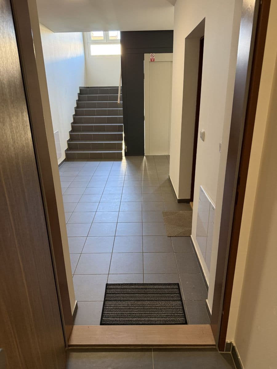 Pronájem bytu 2+kk 54 m², Lubenská, Rakovník, Středočeský kraj Pronájem bytu 2+kk 54 m², Lubenská, Rakovník, Středočeský kraj
