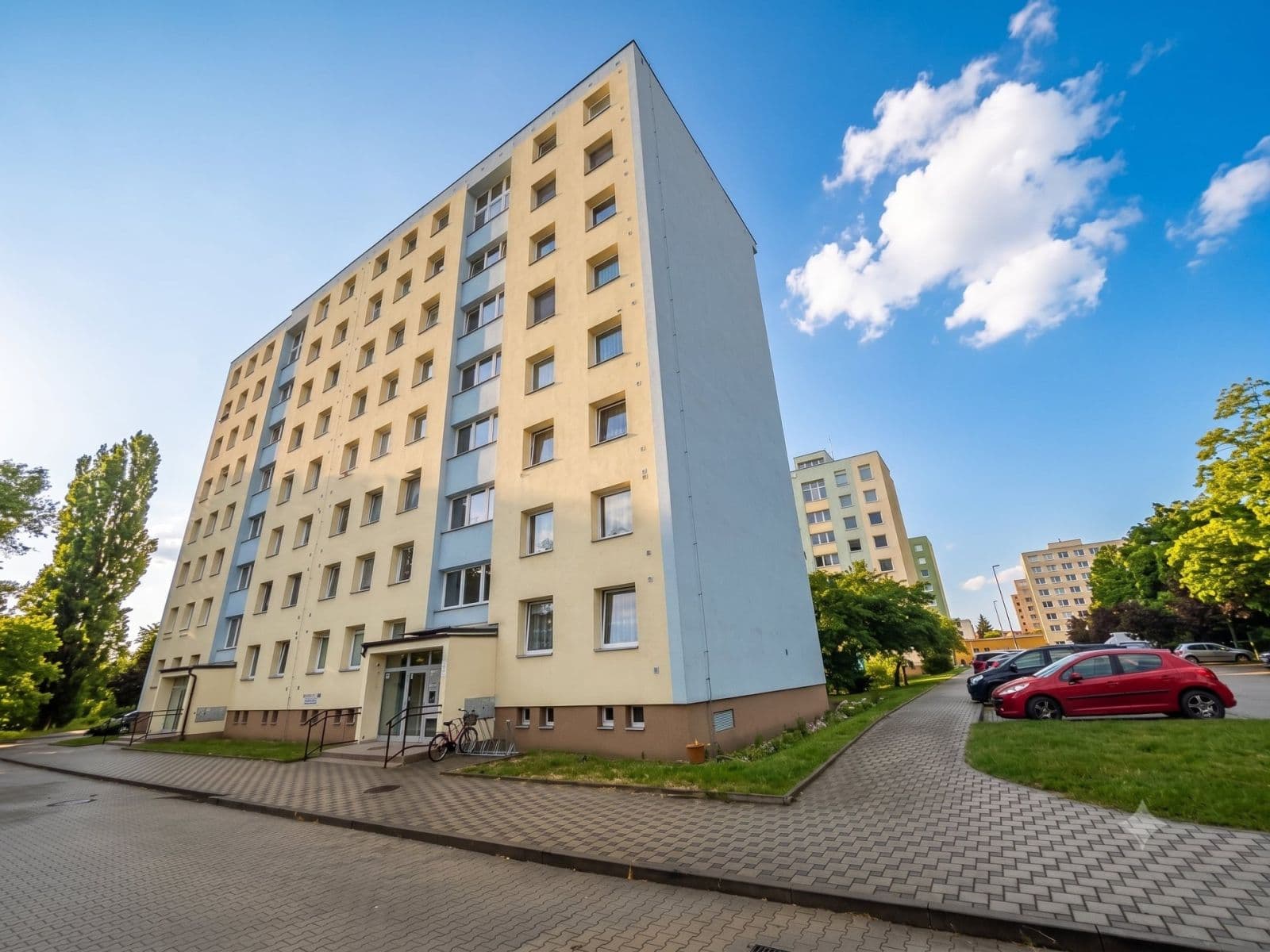 Pronájem bytu 3+kk 65 m², Mládežnická, Nymburk, Středočeský kraj Pronájem bytu 3+kk 65 m², Mládežnická, Nymburk, Středočeský kraj