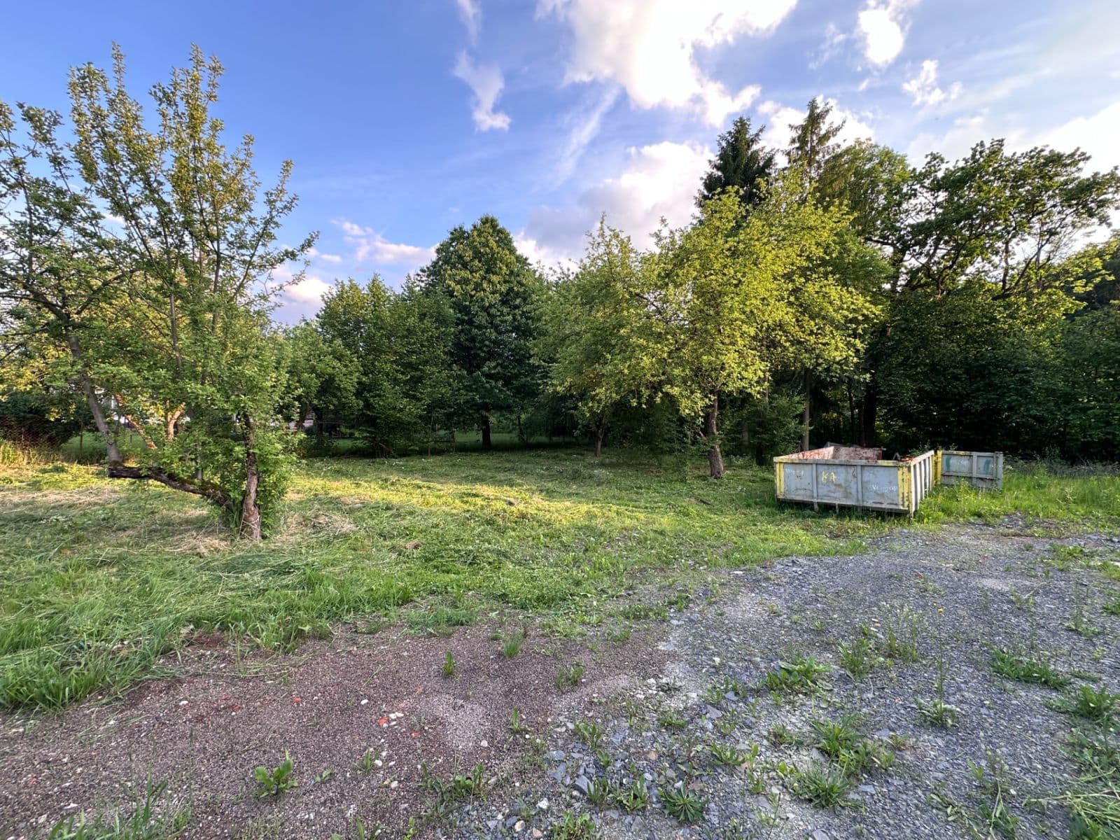 Prodej pozemku 801 m², Frýdek-Místek, Moravskoslezský kraj Prodej pozemku 801 m², Frýdek-Místek, Moravskoslezský kraj
