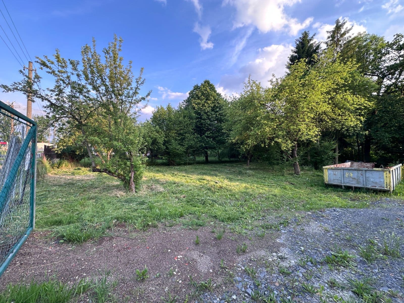 Prodej pozemku 801 m², Frýdek-Místek, Moravskoslezský kraj Prodej pozemku 801 m², Frýdek-Místek, Moravskoslezský kraj