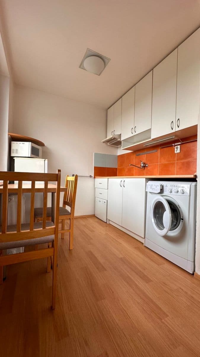 Pronájem bytu 2+kk 42 m², Na Úlehli, Praha, Praha Pronájem bytu 2+kk 42 m², Na Úlehli, Praha, Praha
