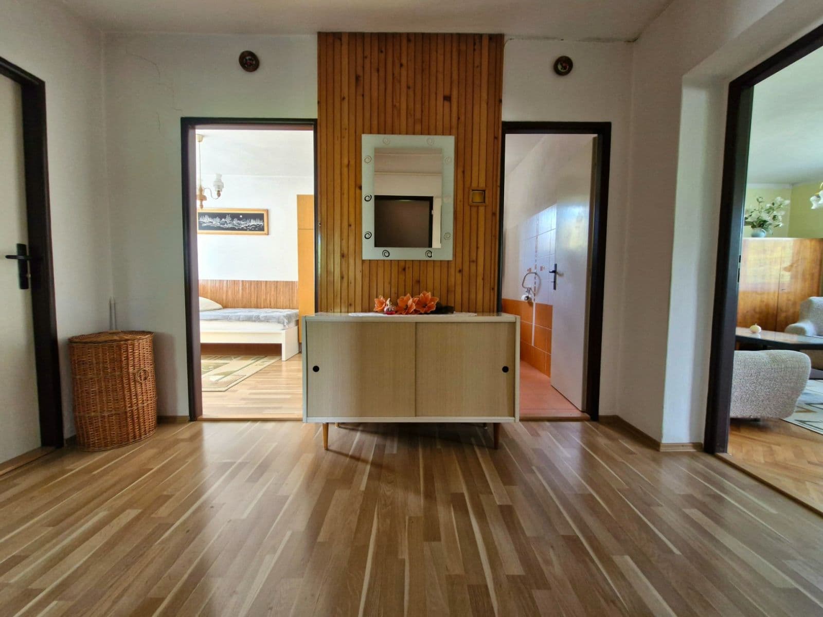 Prodej domu 142 m², pozemek 895 m², Dolná Trnovská, Žilina, Žilinský kraj Prodej domu 142 m², pozemek 895 m², Dolná Trnovská, Žilina, Žilinský kraj