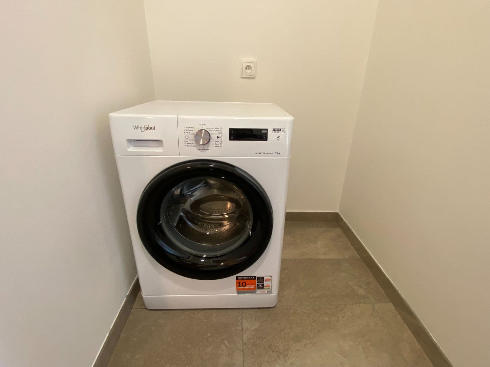 Pronájem bytu 1+kk 18 m², Vazovova, Praha, Praha Pronájem bytu 1+kk 18 m², Vazovova, Praha, Praha