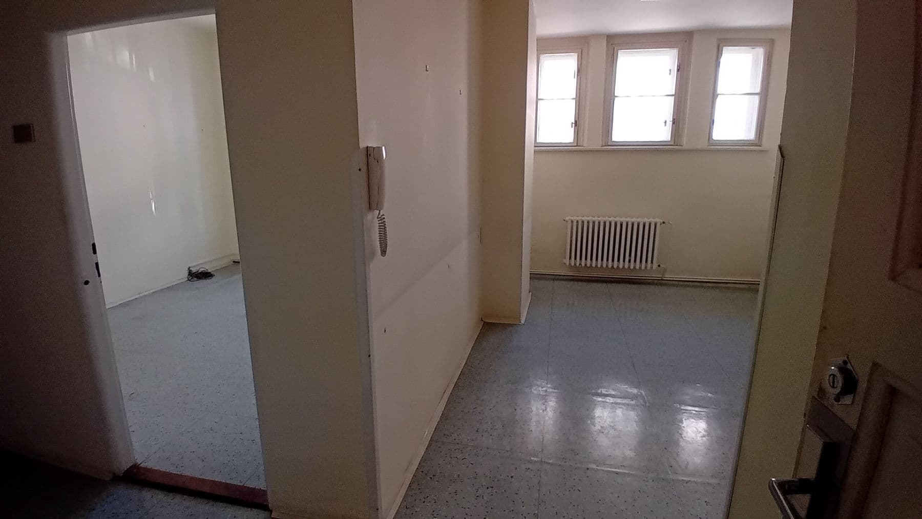 Pronájem nebytového prostoru 85 m², Hartigova, Praha, Praha Pronájem nebytového prostoru 85 m², Hartigova, Praha, Praha