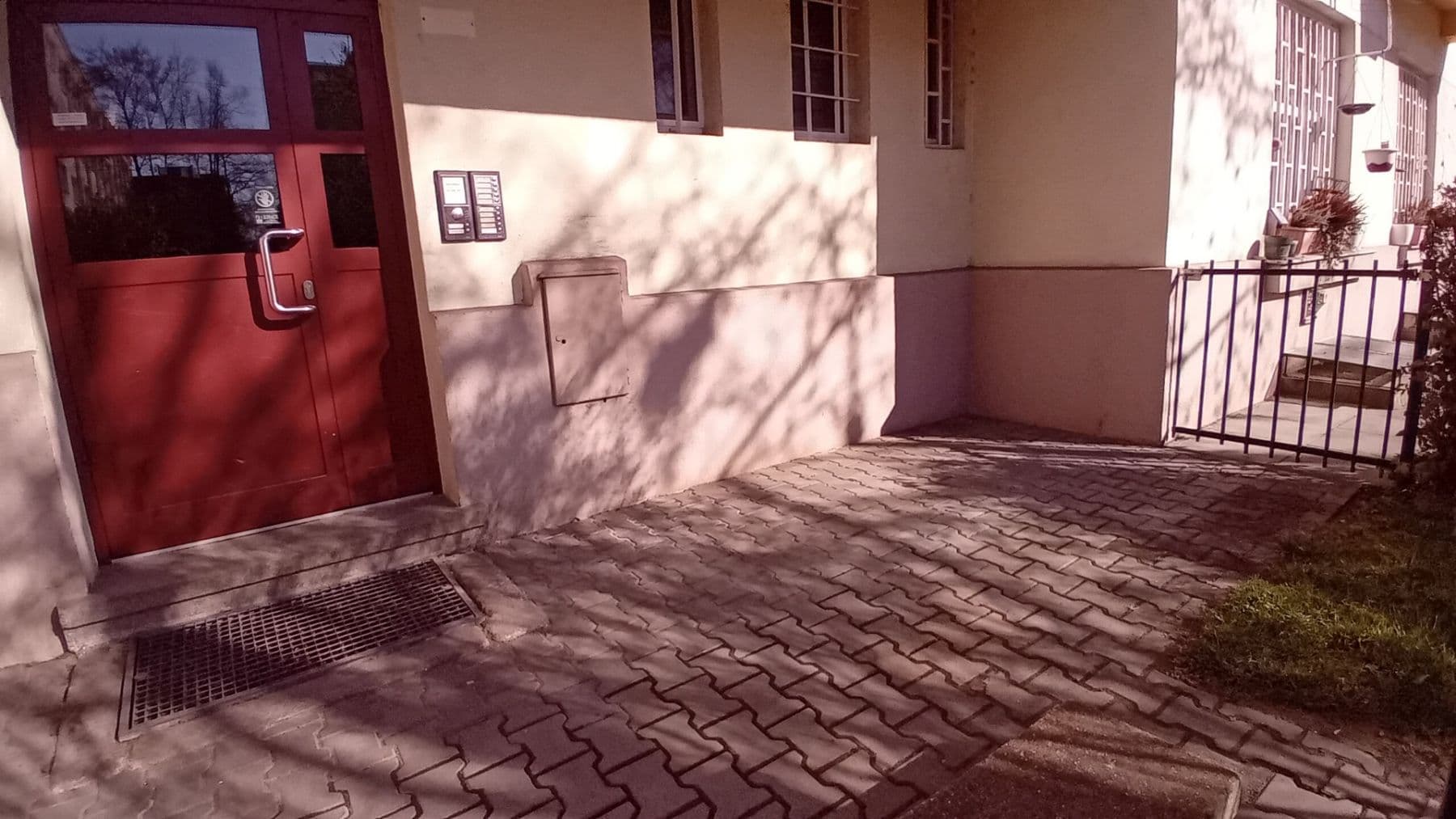 Pronájem nebytového prostoru 85 m², Hartigova, Praha, Praha Pronájem nebytového prostoru 85 m², Hartigova, Praha, Praha