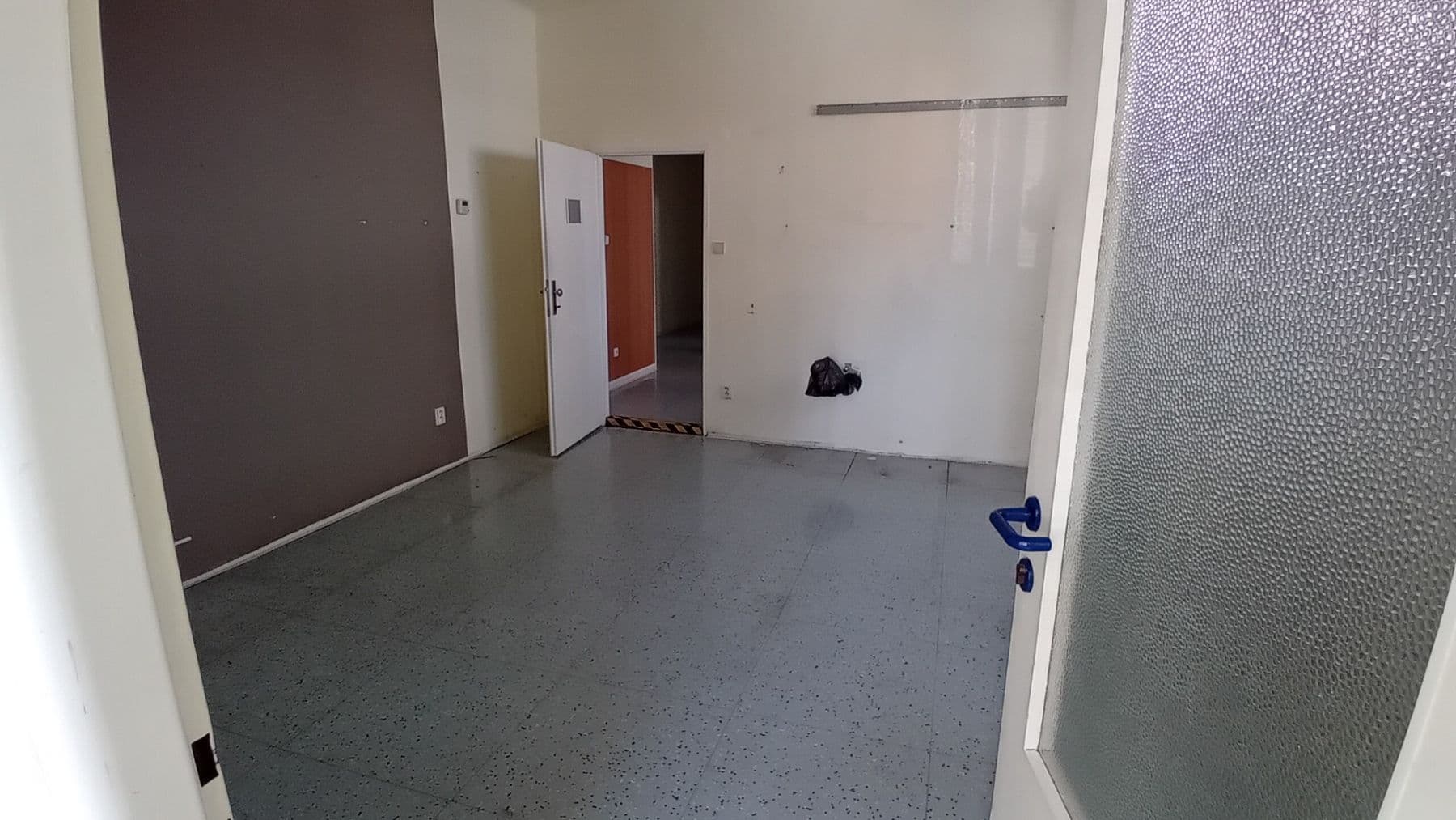 Pronájem nebytového prostoru 85 m², Hartigova, Praha, Praha Pronájem nebytového prostoru 85 m², Hartigova, Praha, Praha