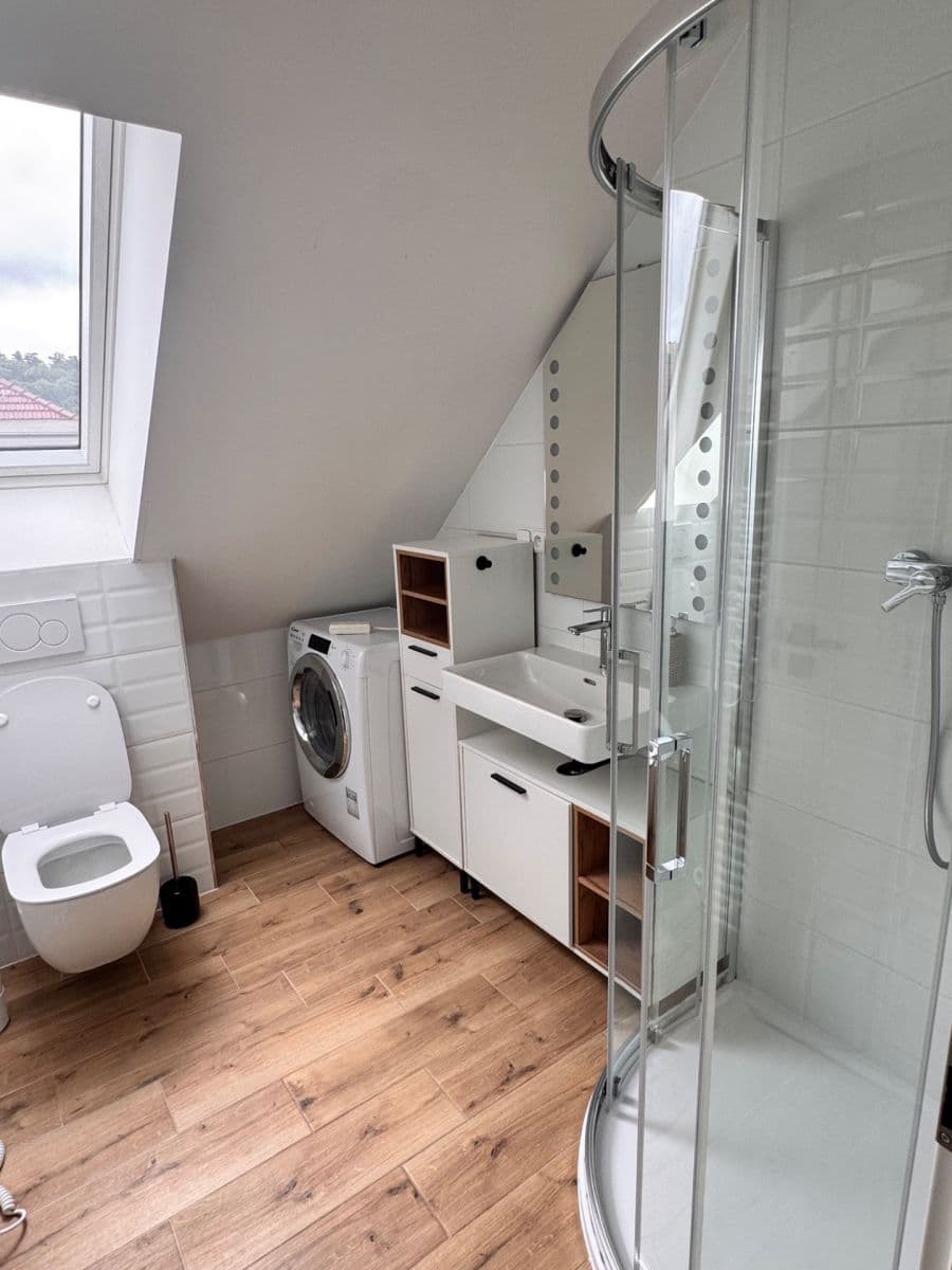 Pronájem bytu 1+kk 35 m², Zeleného, Brno, Jihomoravský kraj Pronájem bytu 1+kk 35 m², Zeleného, Brno, Jihomoravský kraj