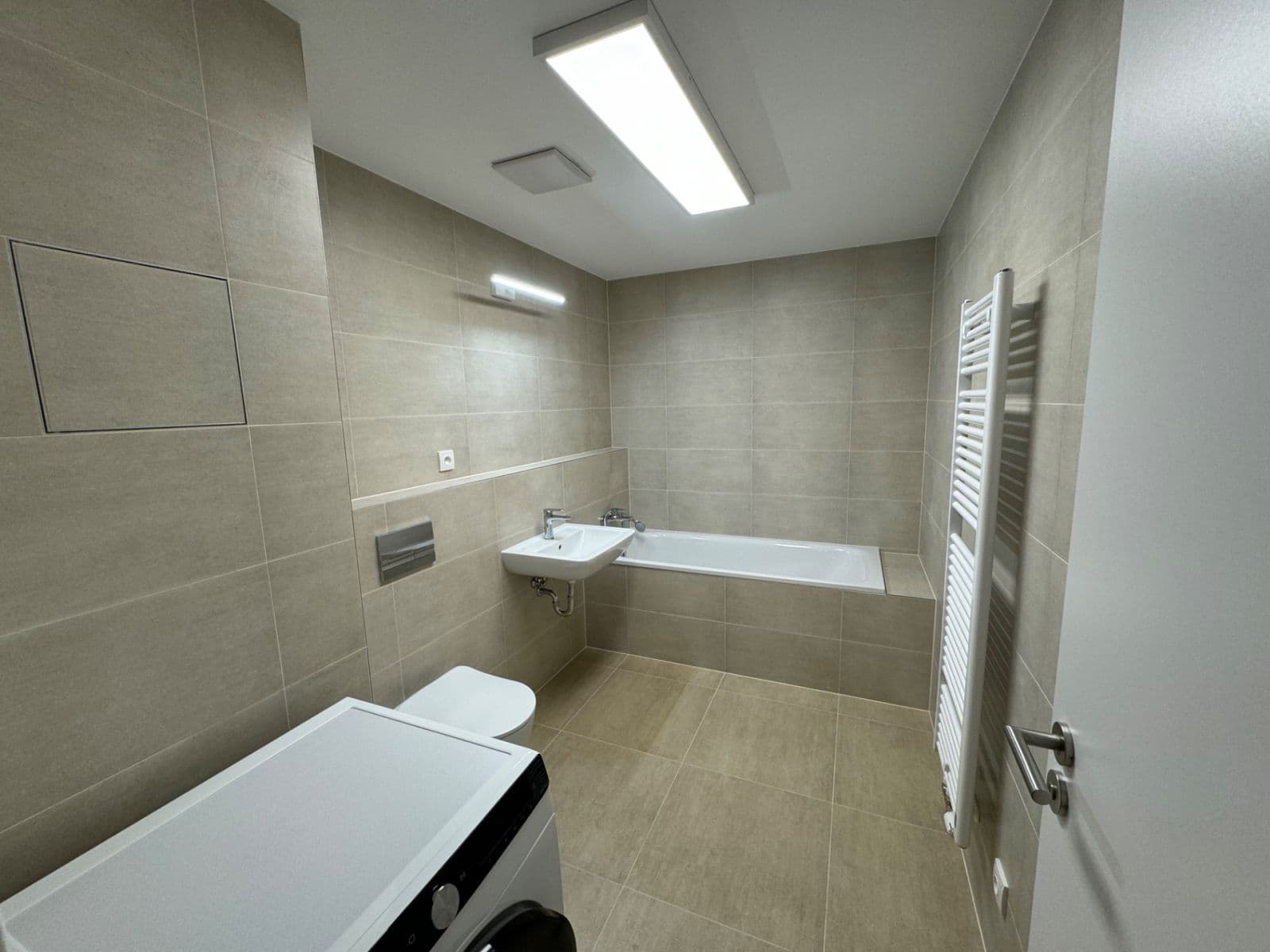 Pronájem bytu 1+kk 32 m², Olgy Havlové, Praha, Praha Pronájem bytu 1+kk 32 m², Olgy Havlové, Praha, Praha