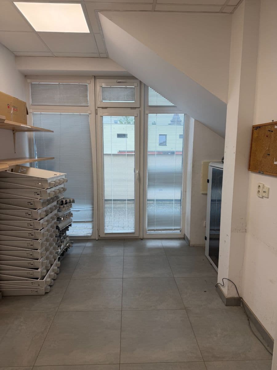 Pronájem nebytového prostoru 85 m², Nové Město, Světlá nad Sázavou, Kraj Vysočina Pronájem nebytového prostoru 85 m², Nové Město, Světlá nad Sázavou, Kraj Vysočina