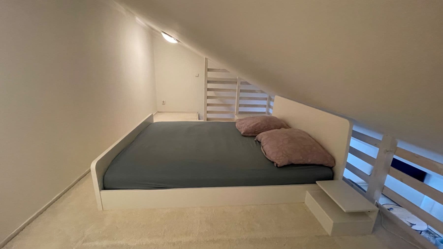 Pronájem bytu 1+kk 51 m², Čsl. armády, Hostivice, Středočeský kraj Pronájem bytu 1+kk 51 m², Čsl. armády, Hostivice, Středočeský kraj