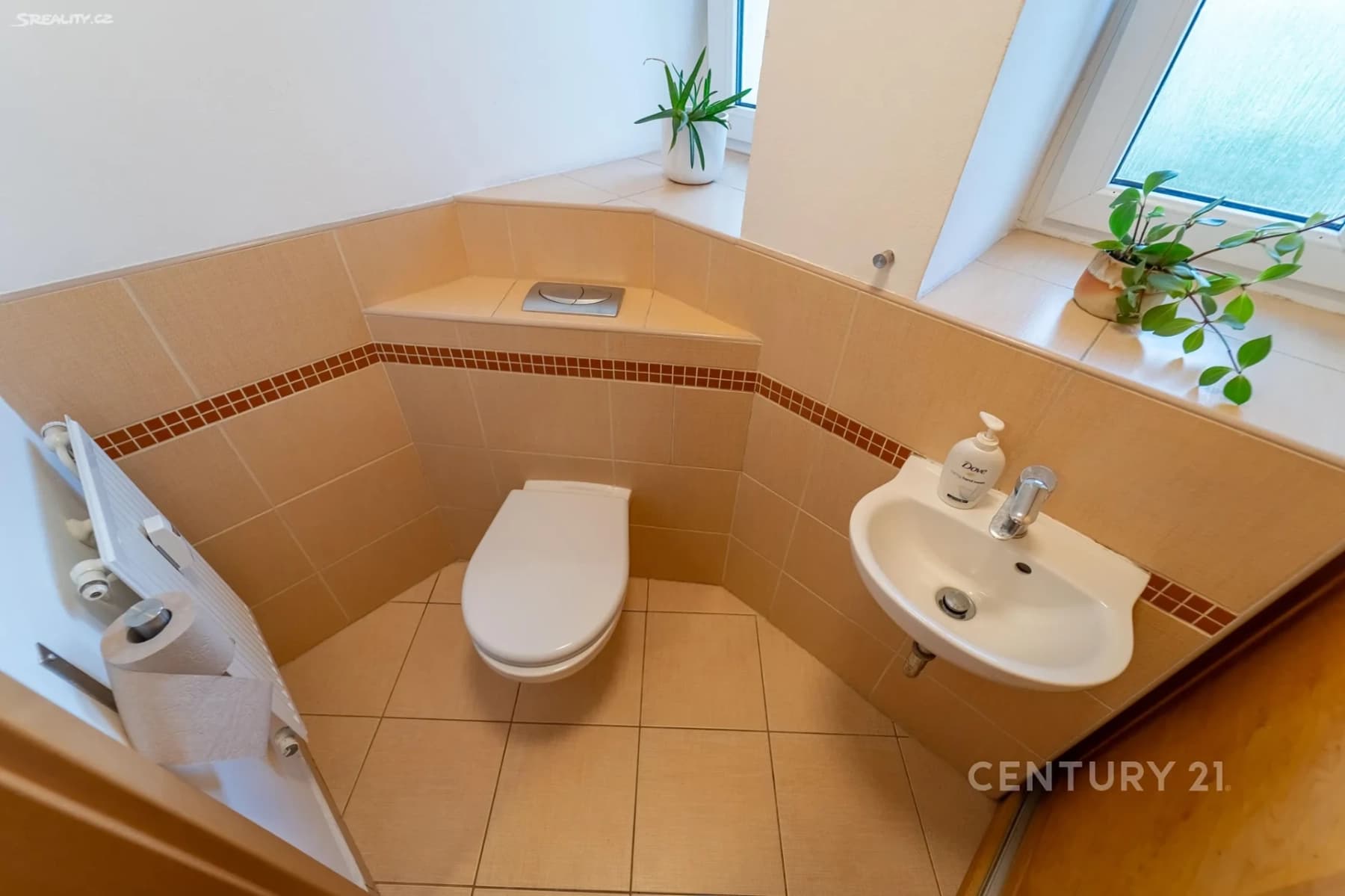 Pronájem bytu 3+1 108 m², Poděbradská, Praha, Praha Pronájem bytu 3+1 108 m², Poděbradská, Praha, Praha