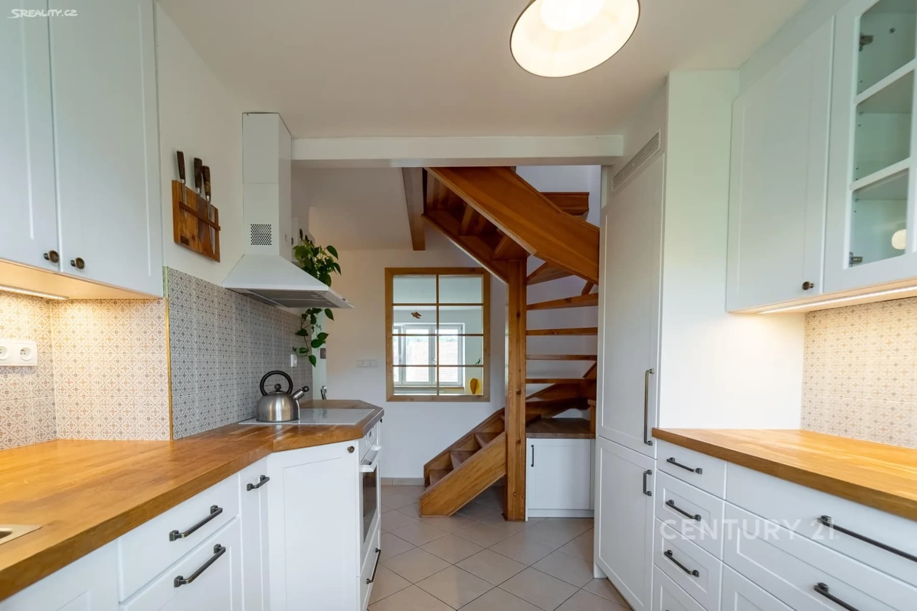 Pronájem bytu 3+1 108 m², Poděbradská, Praha, Praha Pronájem bytu 3+1 108 m², Poděbradská, Praha, Praha