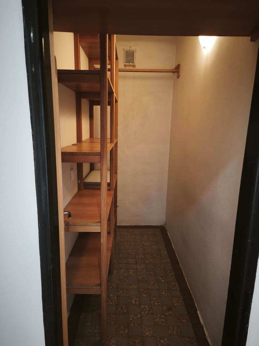 Pronájem bytu 3+1 76 m², Pod Záhorskem, Plzeň, Plzeňský kraj Pronájem bytu 3+1 76 m², Pod Záhorskem, Plzeň, Plzeňský kraj