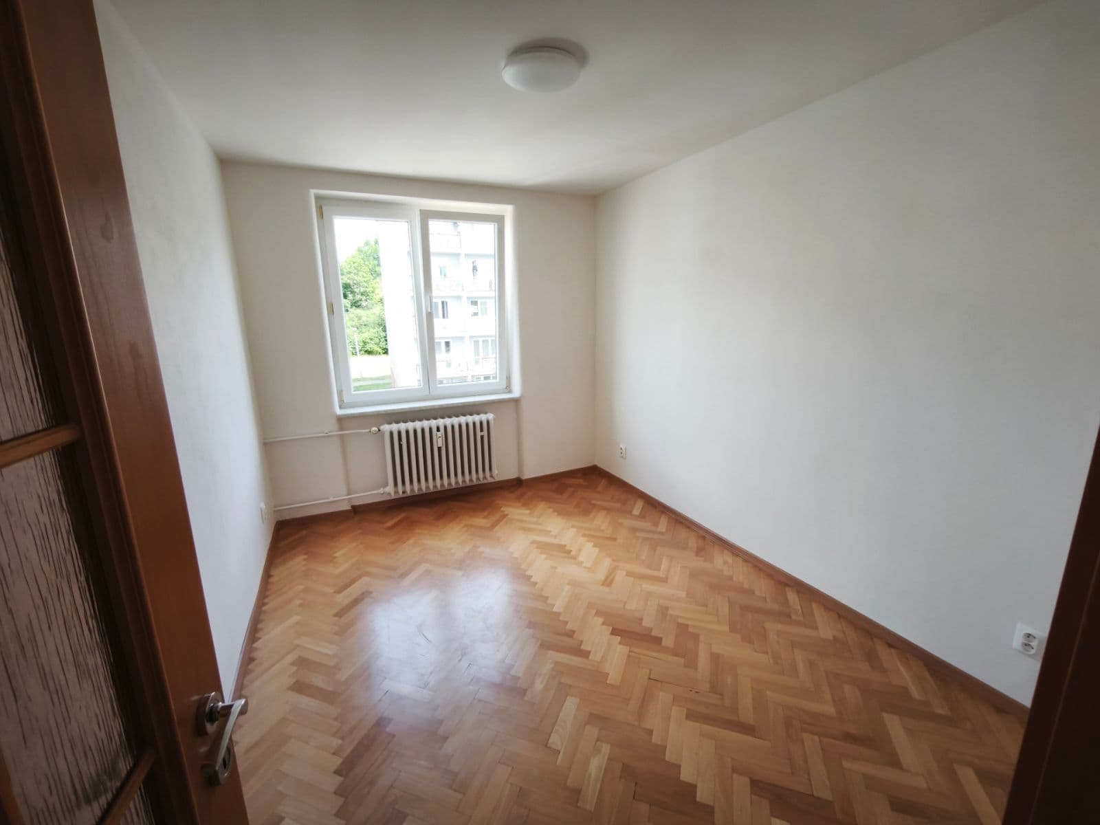 Pronájem bytu 3+1 76 m², Pod Záhorskem, Plzeň, Plzeňský kraj Pronájem bytu 3+1 76 m², Pod Záhorskem, Plzeň, Plzeňský kraj