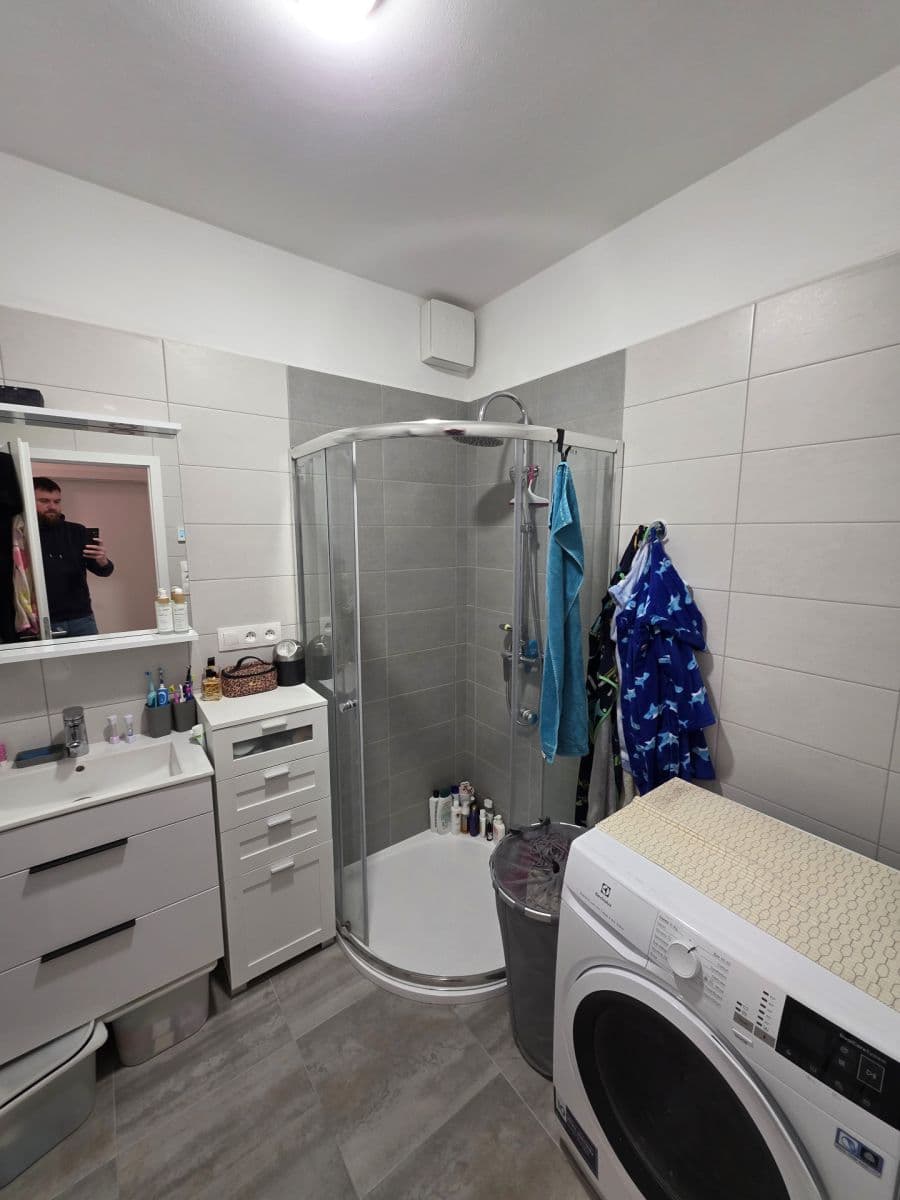 Pronájem bytu 3+kk 65 m², Jana Žižky, Dačice, Jihočeský kraj Pronájem bytu 3+kk 65 m², Jana Žižky, Dačice, Jihočeský kraj