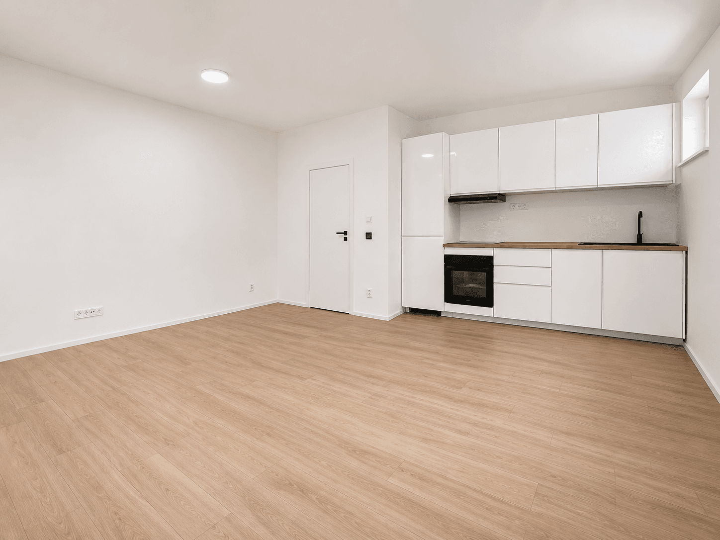 Prodej bytu 2+kk 46 m², Zvěřinova, Brno, Jihomoravský kraj Prodej bytu 2+kk 46 m², Zvěřinova, Brno, Jihomoravský kraj