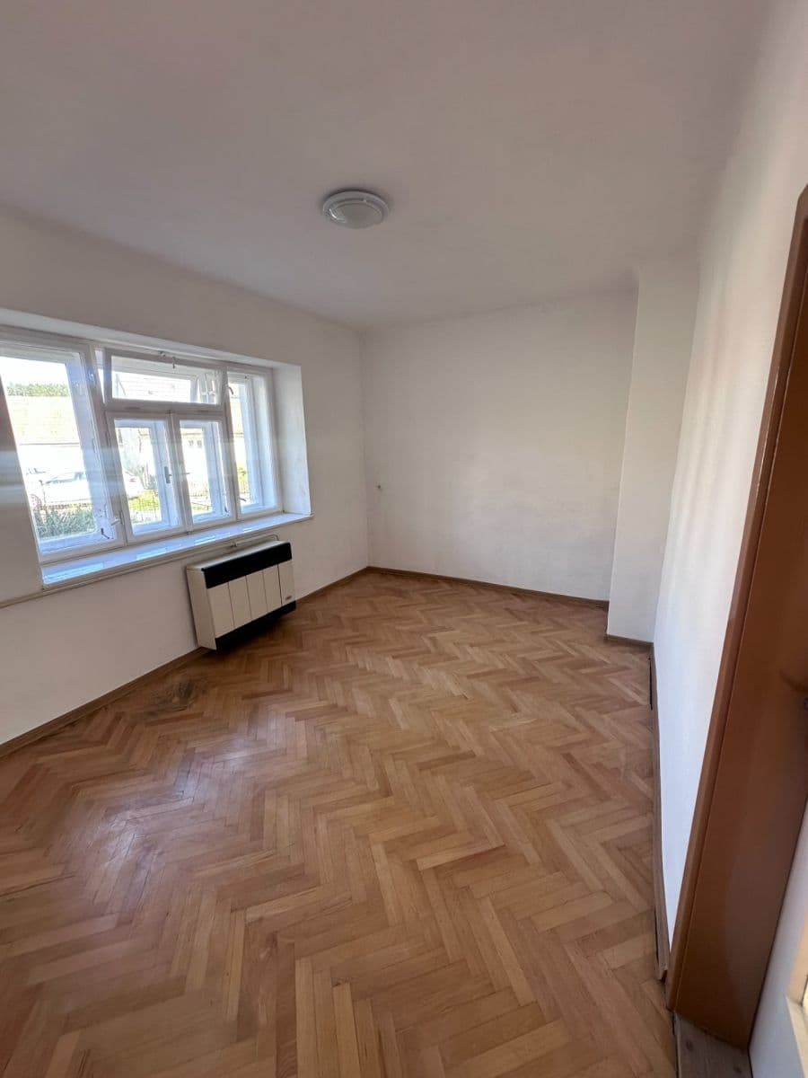 Prodej domu 80 m², pozemek 343 m², Ostrov u Macochy, Jihomoravský kraj Prodej domu 80 m², pozemek 343 m², Ostrov u Macochy, Jihomoravský kraj