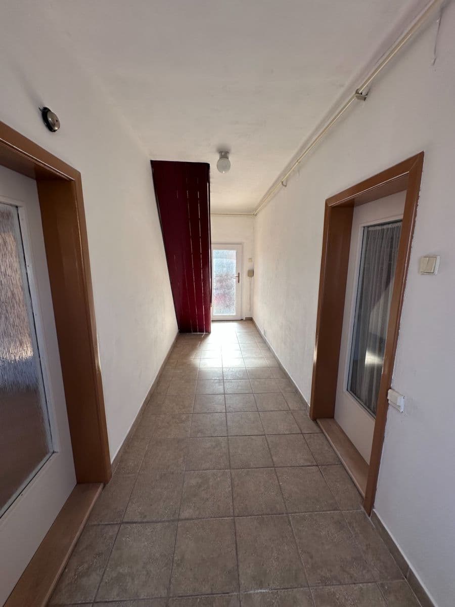 Prodej domu 80 m², pozemek 343 m², Ostrov u Macochy, Jihomoravský kraj Prodej domu 80 m², pozemek 343 m², Ostrov u Macochy, Jihomoravský kraj