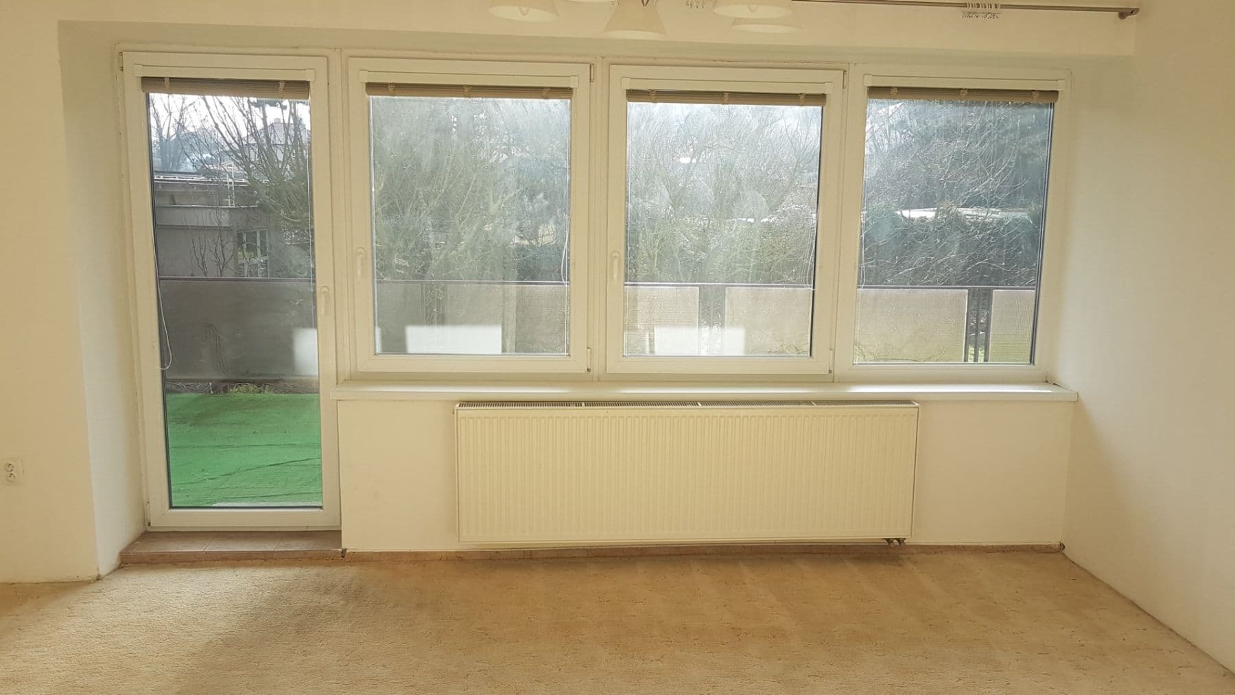 Pronájem bytu 4+1 96 m², Pod Cihelným vrchem, Sedlčany, Středočeský kraj Pronájem bytu 4+1 96 m², Pod Cihelným vrchem, Sedlčany, Středočeský kraj