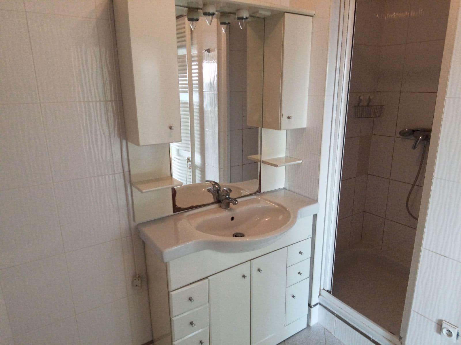 Pronájem bytu 4+1 96 m², Pod Cihelným vrchem, Sedlčany, Středočeský kraj Pronájem bytu 4+1 96 m², Pod Cihelným vrchem, Sedlčany, Středočeský kraj