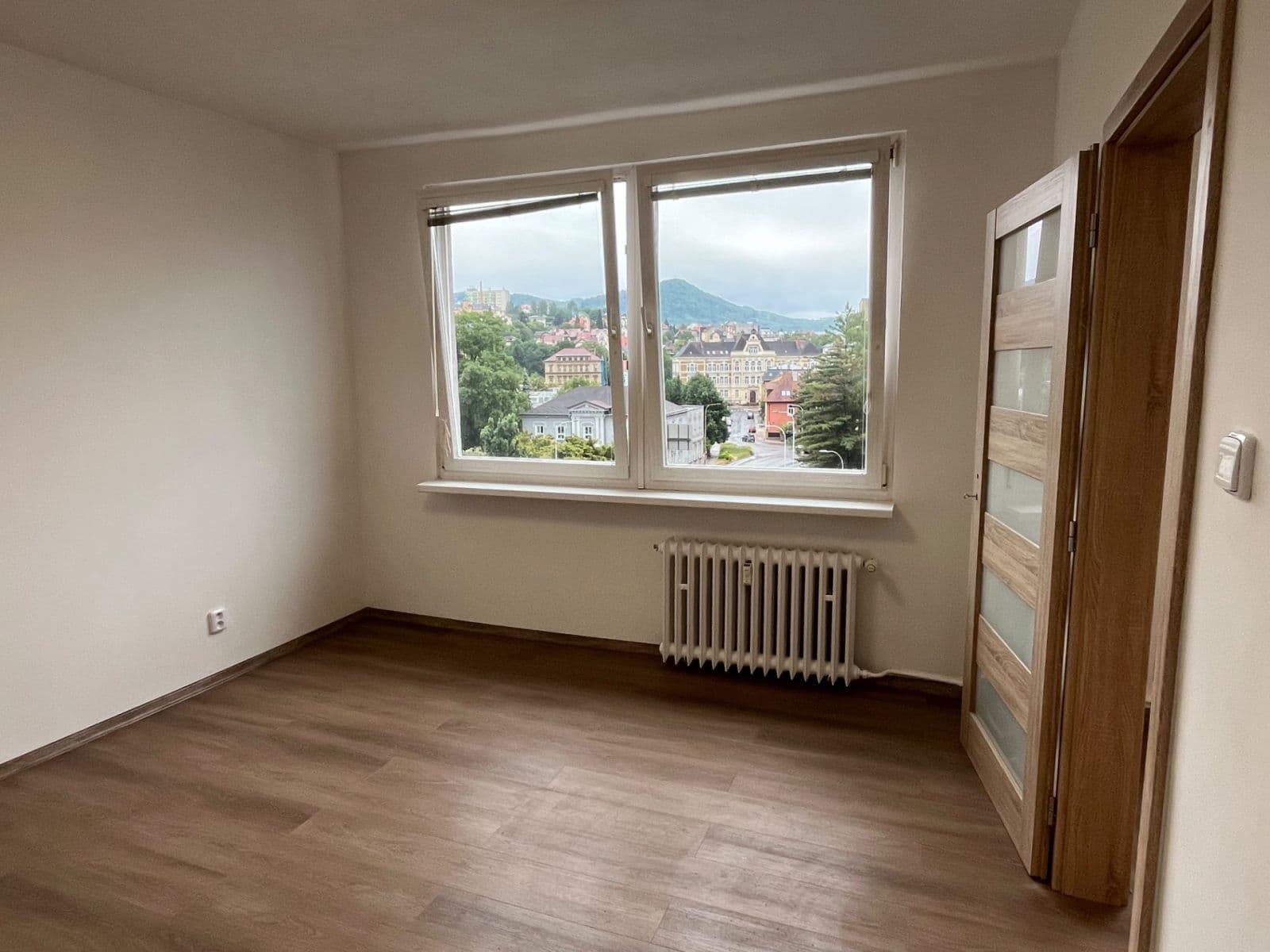 Pronájem bytu 2+kk 35 m², 28. října, Děčín, Ústecký kraj Pronájem bytu 2+kk 35 m², 28. října, Děčín, Ústecký kraj