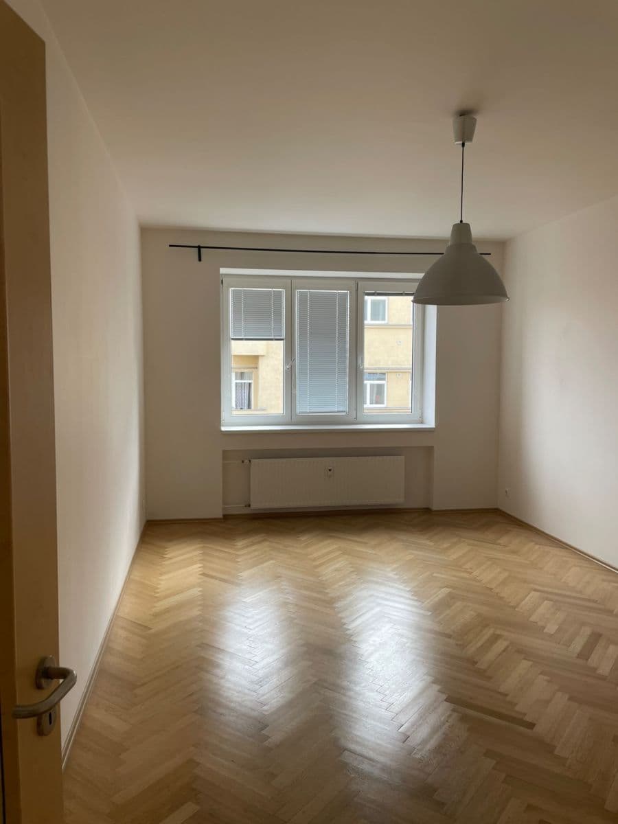 Pronájem bytu 2+1 85 m², Jiráskova, Brno, Jihomoravský kraj Pronájem bytu 2+1 85 m², Jiráskova, Brno, Jihomoravský kraj