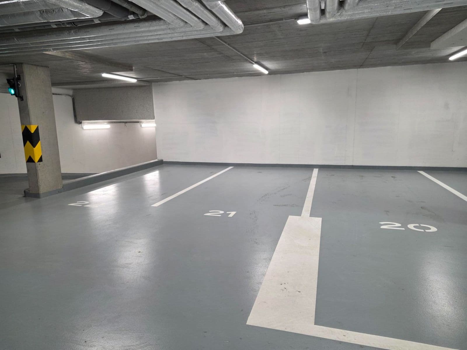 Pronájem garáže 15 m², Pod Krocínkou, Praha, Praha Pronájem garáže 15 m², Pod Krocínkou, Praha, Praha