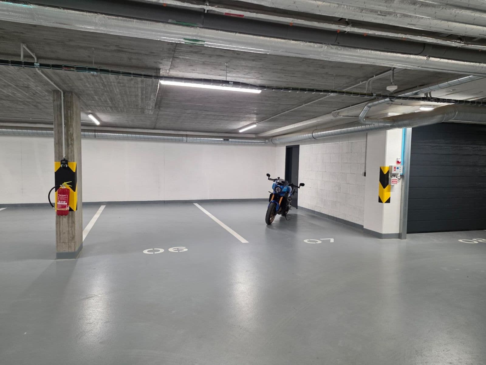 Pronájem garáže 15 m², Pod Krocínkou, Praha, Praha Pronájem garáže 15 m², Pod Krocínkou, Praha, Praha