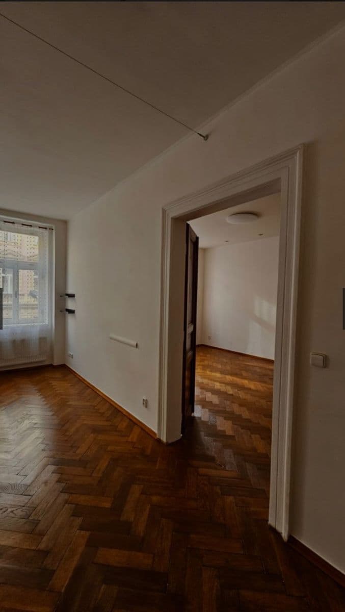 Pronájem bytu 2+1 75 m², Lidická, Praha, Praha Pronájem bytu 2+1 75 m², Lidická, Praha, Praha