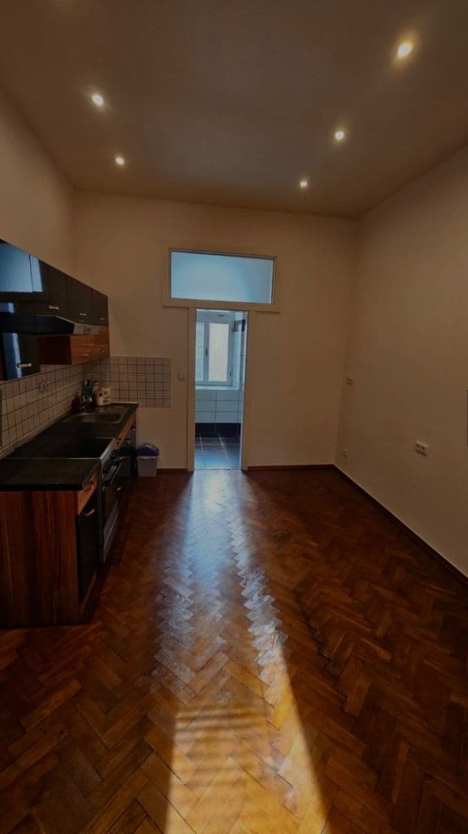 Pronájem bytu 2+1 75 m², Lidická, Praha, Praha Pronájem bytu 2+1 75 m², Lidická, Praha, Praha