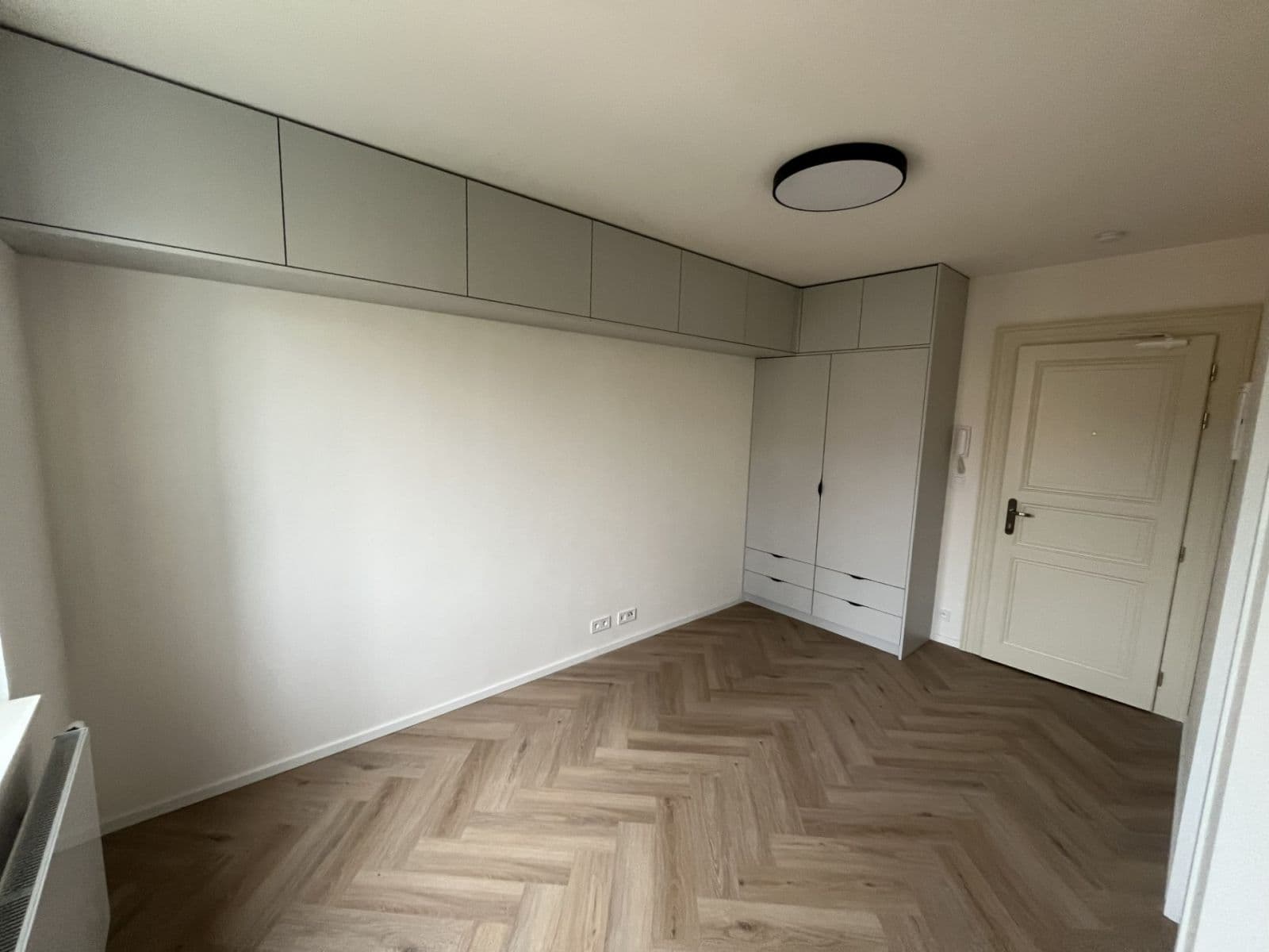 Pronájem bytu 1+kk 18 m², Bořivojova, Praha, Praha Pronájem bytu 1+kk 18 m², Bořivojova, Praha, Praha
