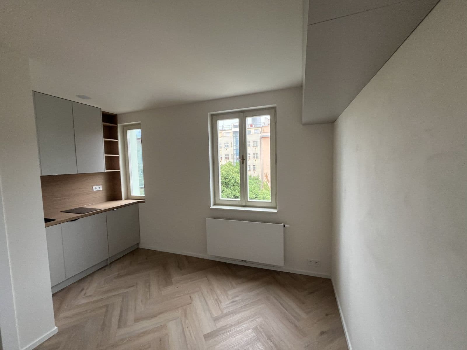 Pronájem bytu 1+kk 18 m², Bořivojova, Praha, Praha Pronájem bytu 1+kk 18 m², Bořivojova, Praha, Praha