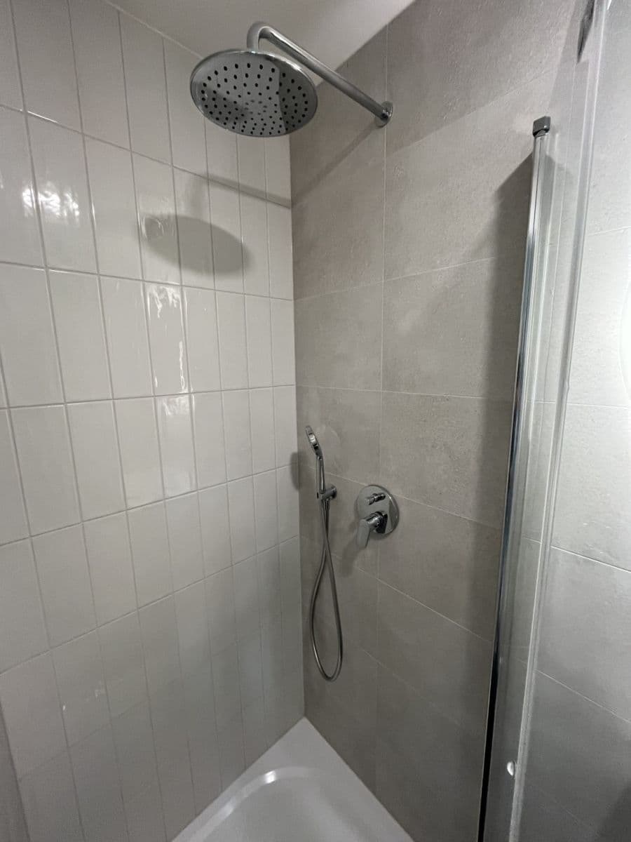 Pronájem bytu 1+kk 18 m², Bořivojova, Praha, Praha Pronájem bytu 1+kk 18 m², Bořivojova, Praha, Praha