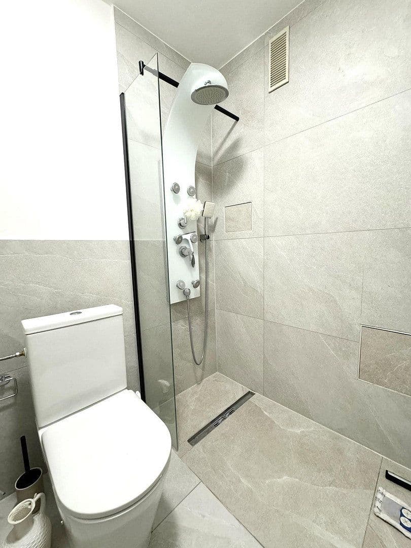 Prodej bytu 2+1 81 m², Hessenring 26, Wiesbaden, Hessen Prodej bytu 2+1 81 m², Hessenring 26, Wiesbaden, Hessen