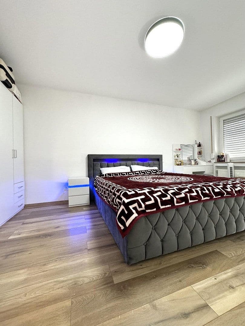 Prodej bytu 2+1 81 m², Hessenring 26, Wiesbaden, Hessen Prodej bytu 2+1 81 m², Hessenring 26, Wiesbaden, Hessen