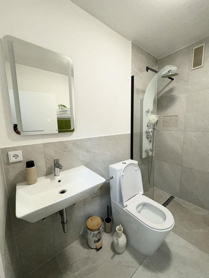 Prodej bytu 2+1 81 m², Hessenring 26, Wiesbaden, Hessen Prodej bytu 2+1 81 m², Hessenring 26, Wiesbaden, Hessen