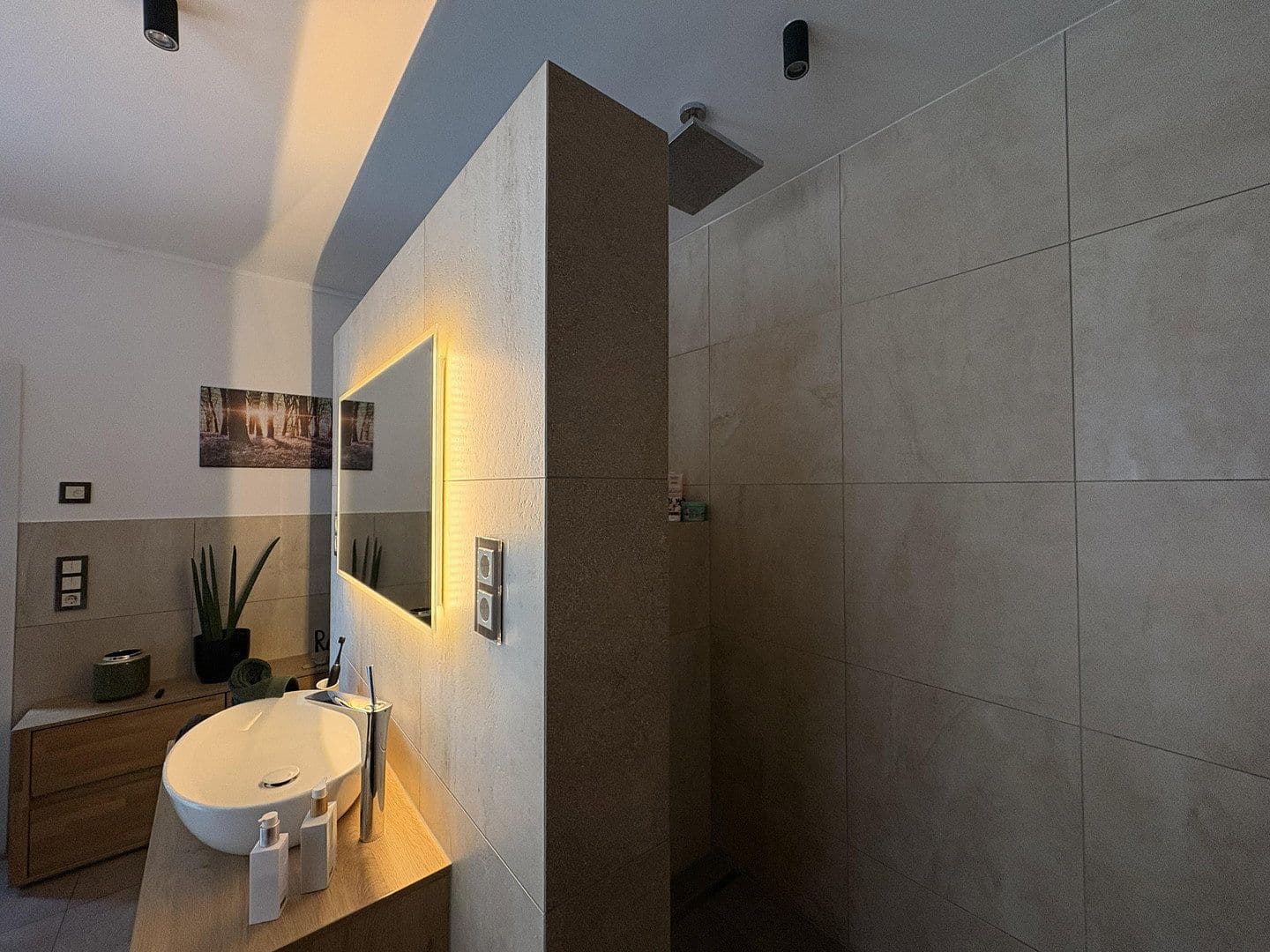 Prodej domu 140 m², pozemek 1.200 m², Meinerzhagen, Severní Porýní-Vestfálsko Prodej domu 140 m², pozemek 1.200 m², Meinerzhagen, Severní Porýní-Vestfálsko