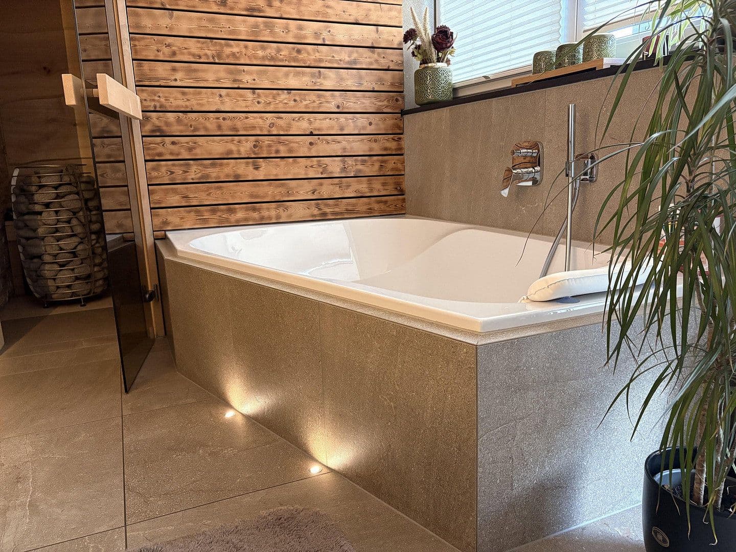 Prodej domu 140 m², pozemek 1.200 m², Meinerzhagen, Severní Porýní-Vestfálsko Prodej domu 140 m², pozemek 1.200 m², Meinerzhagen, Severní Porýní-Vestfálsko