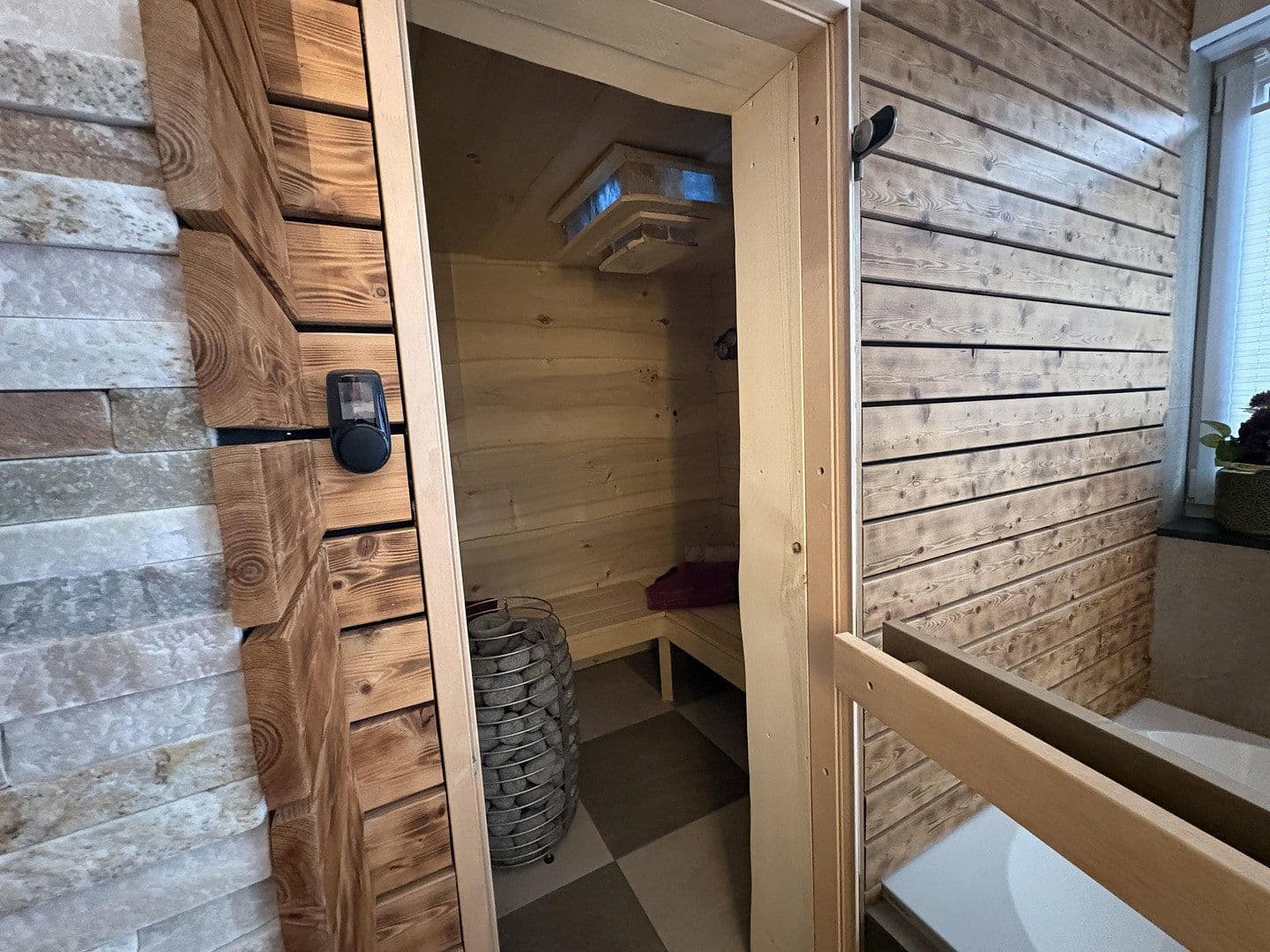 Prodej domu 140 m², pozemek 1.200 m², Meinerzhagen, Severní Porýní-Vestfálsko Prodej domu 140 m², pozemek 1.200 m², Meinerzhagen, Severní Porýní-Vestfálsko