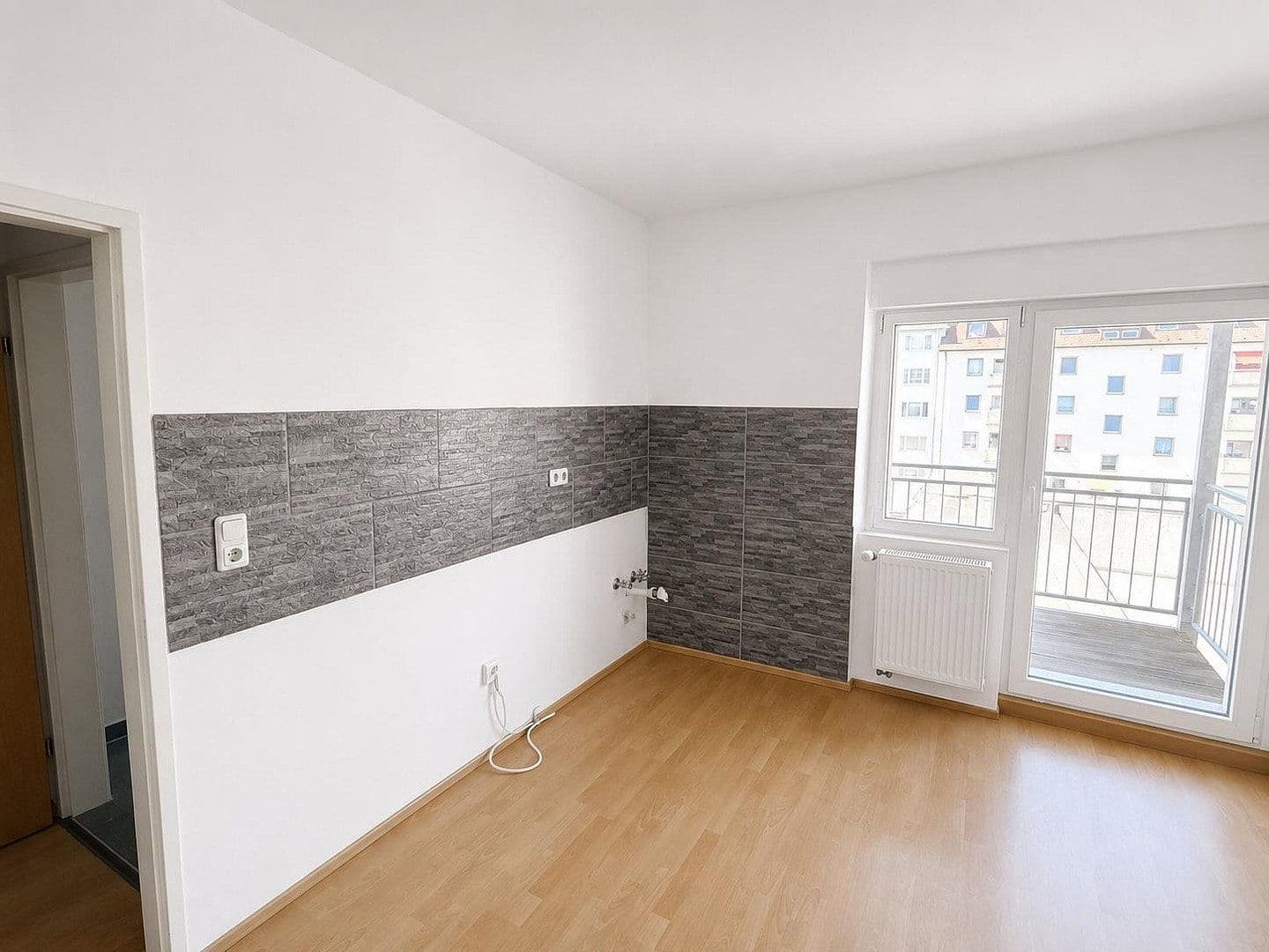 Pronájem bytu 4+1 140 m², Schweinfurt, Bavorsko Pronájem bytu 4+1 140 m², Schweinfurt, Bavorsko
