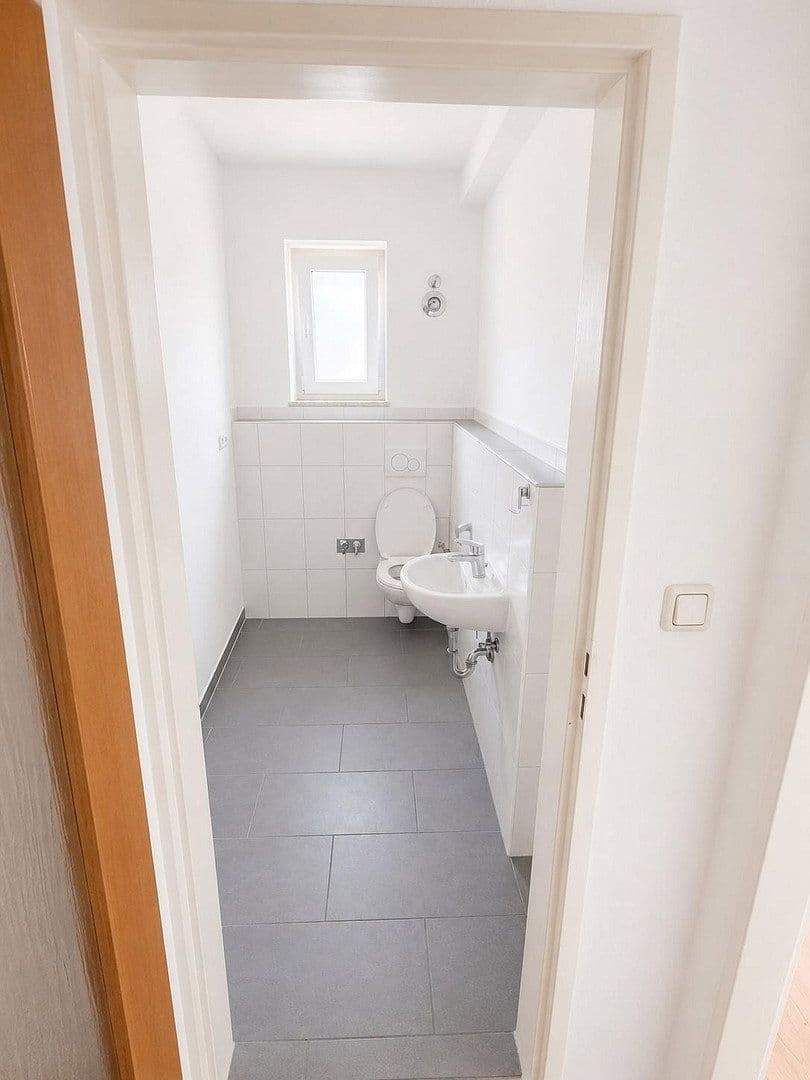 Pronájem bytu 4+1 140 m², Schweinfurt, Bavorsko Pronájem bytu 4+1 140 m², Schweinfurt, Bavorsko