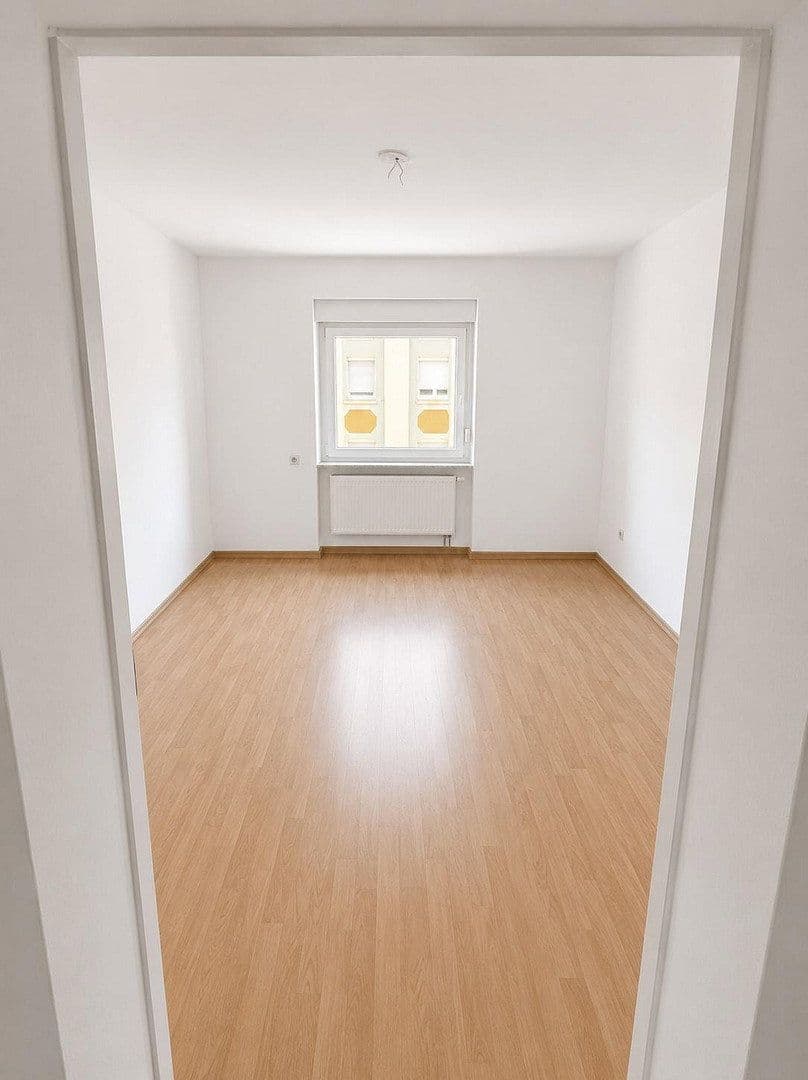Pronájem bytu 4+1 140 m², Schweinfurt, Bavorsko Pronájem bytu 4+1 140 m², Schweinfurt, Bavorsko