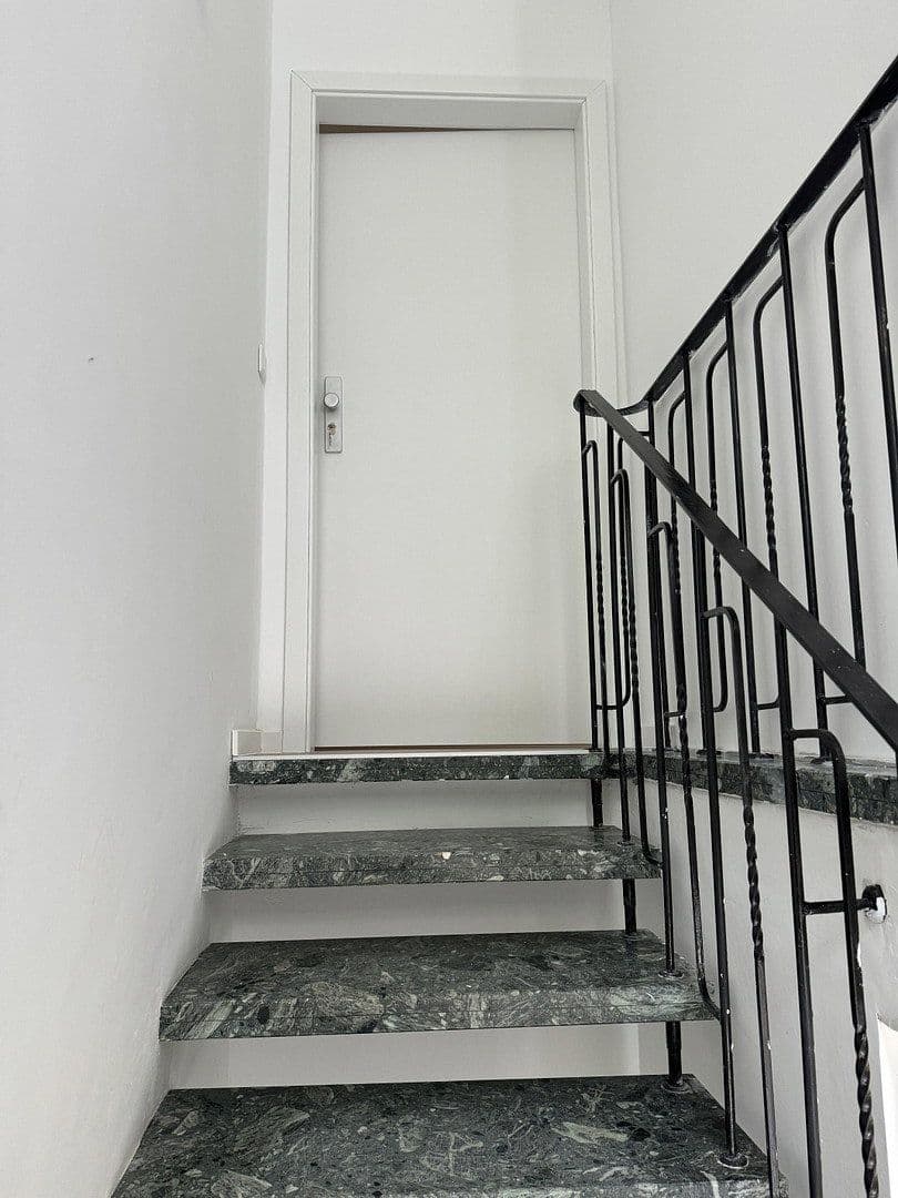 Prodej domu 313 m², pozemek 3.145 m², Nentershausen, Hessen Prodej domu 313 m², pozemek 3.145 m², Nentershausen, Hessen